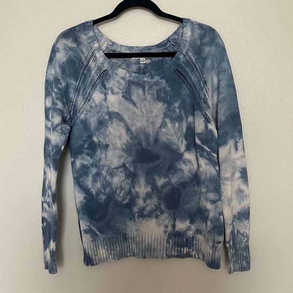 AMERICAN EAGLE OUTFITTERS- Blue and White Abstract knit Crewneck Sweater Size M - Picture 1 of 4